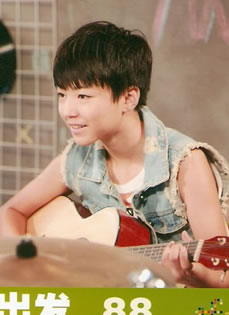 TFBOYS《爱出发》生写集第五弹