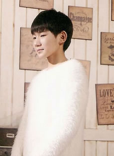 TFBOYS《魔法城堡》生写集第二弹