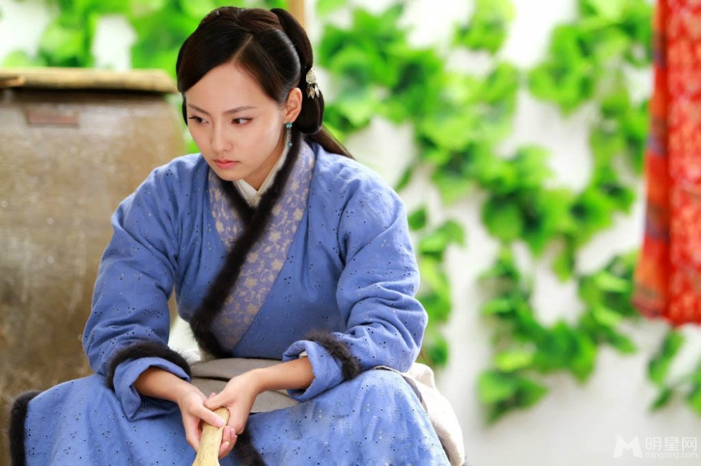 张嘉倪曝美人如画剧照沐浴画面惊艳_图-17