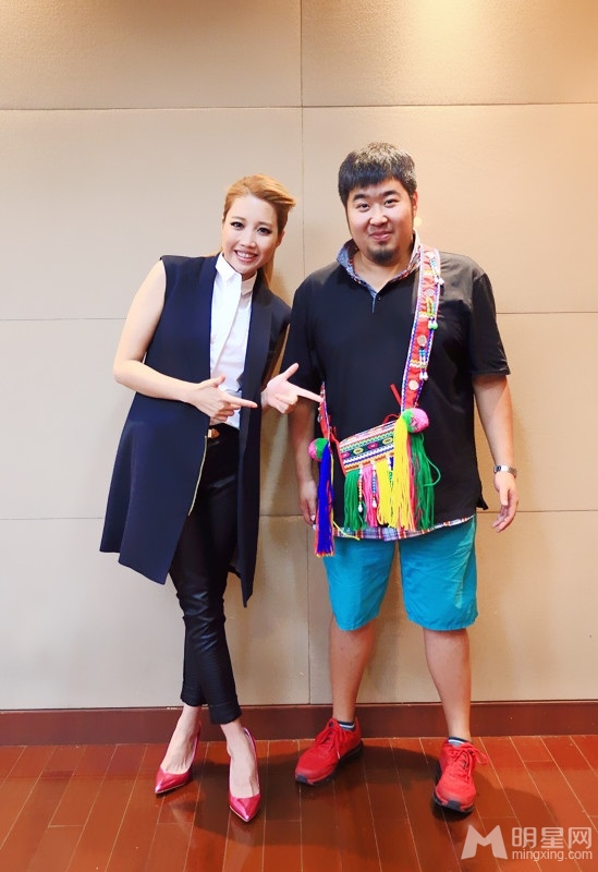 黄丽玲A-Lin上海演唱会完美落幕现场组图曝光_图-10