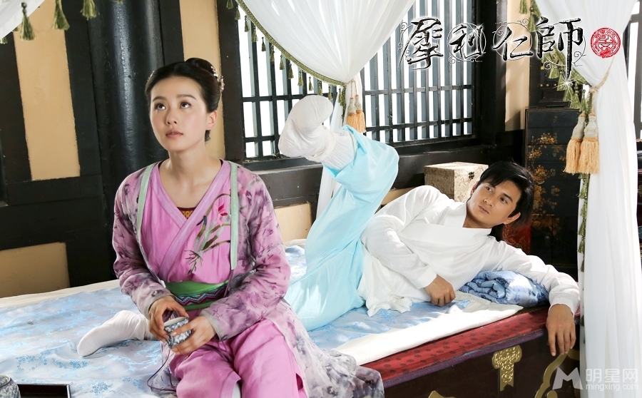 犀利仁师甜蜜剧照吴奇隆惨被调戏_图-4