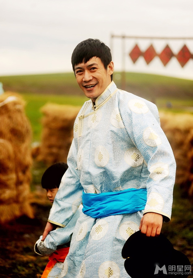 爸爸2亲临内蒙大草原吴镇宇奇葩表情成功抢镜_图-6