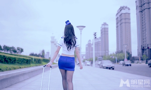 神曲小萝莉MV曝光大玩制服诱惑_图-5