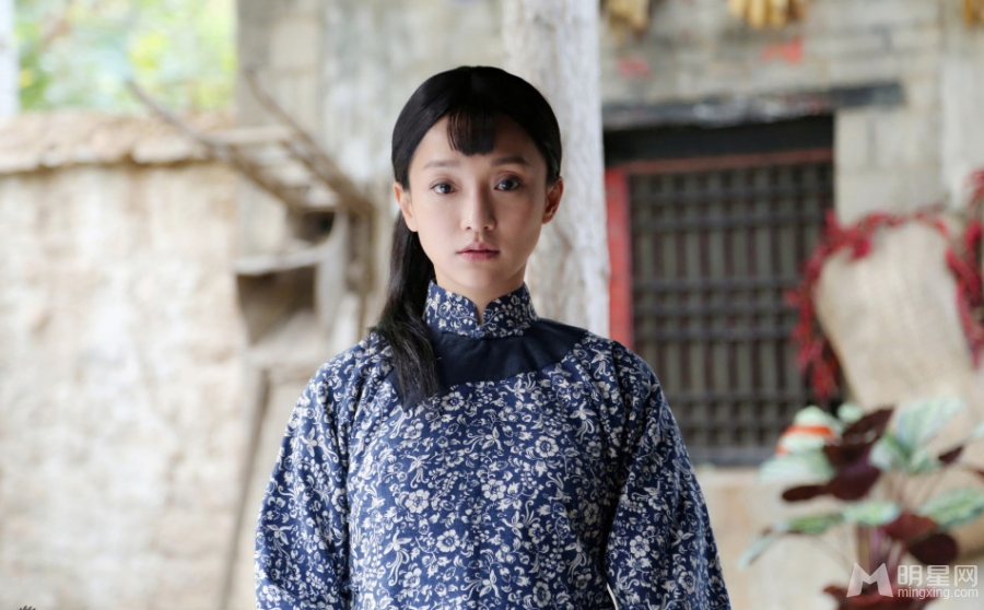 红高粱曝精彩特辑周迅饰演女主角九儿_图-2