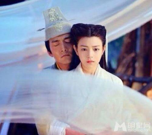 陈妍希版小龙女遭炮轰面容僵硬无演技_图-12