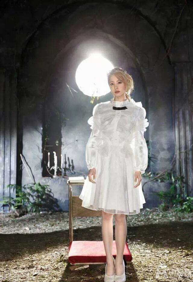 蔡依林热吻林心如女女激吻脸红心跳_图-2