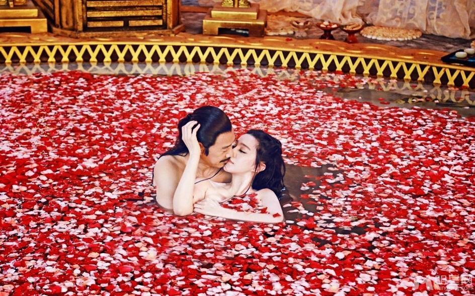 范冰冰袁姗姗浴照对比蛋花汤与美人出浴_图-9