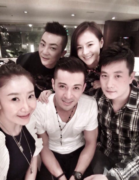 美丽俏主播王婧吸毒昔日私照曝光_图-6