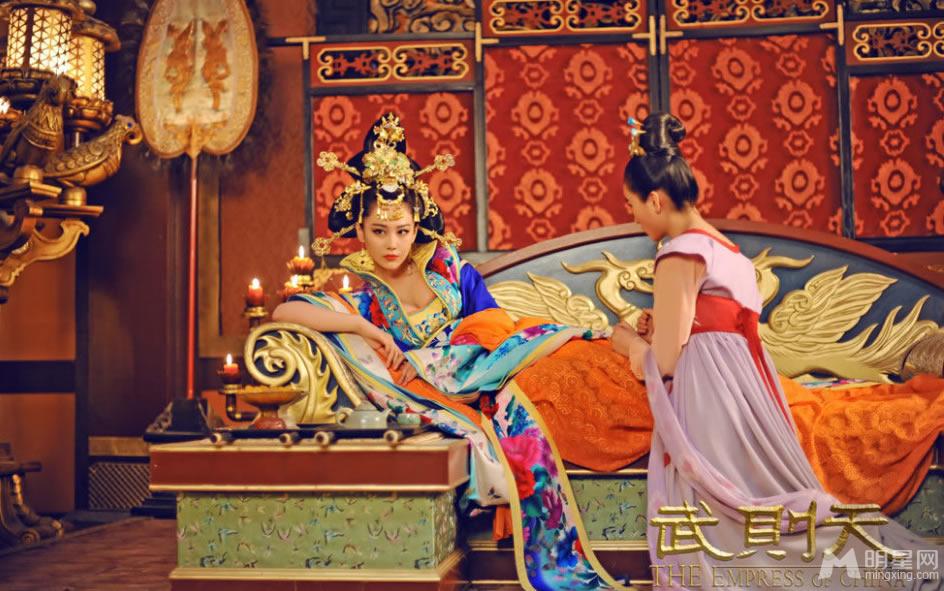 武媚娘萧淑妃华丽剧照张馨予挤胸出镜_图-4