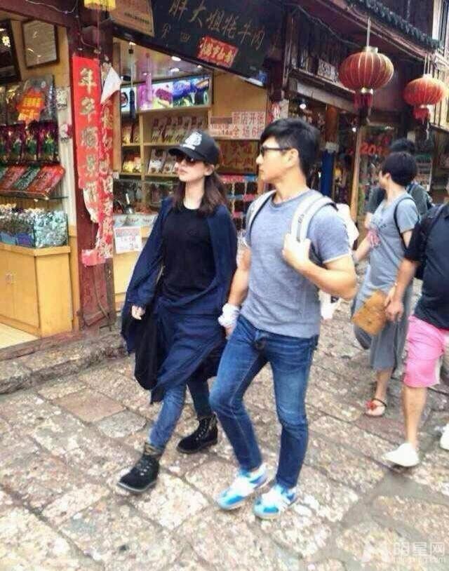 吴奇隆刘诗诗公布领证甜蜜剧照回顾_图-22