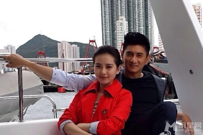 吴奇隆刘诗诗公布领证甜蜜剧照回顾_图-24