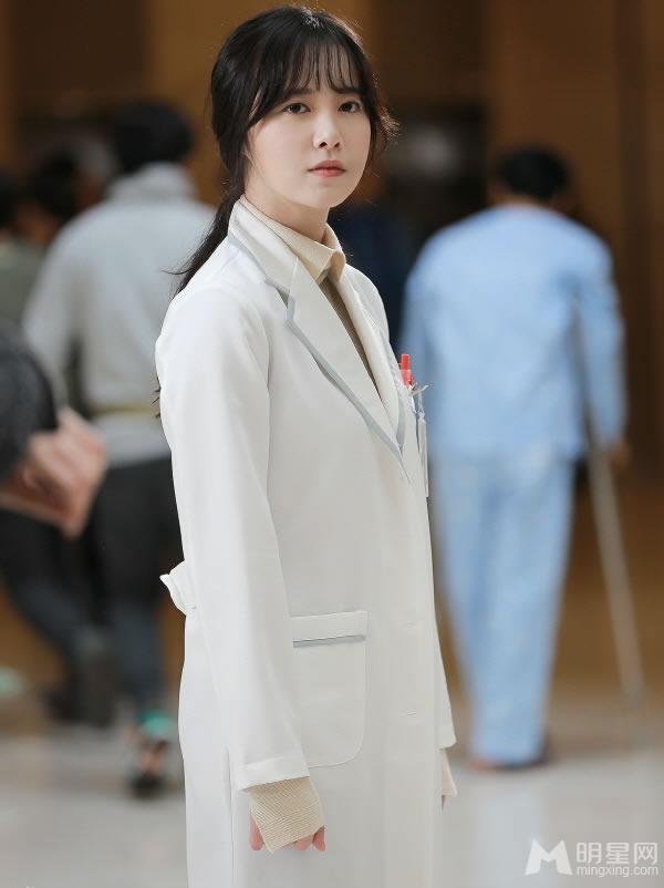 韩剧《Blood》杉菜具惠善最新剧照_图-3