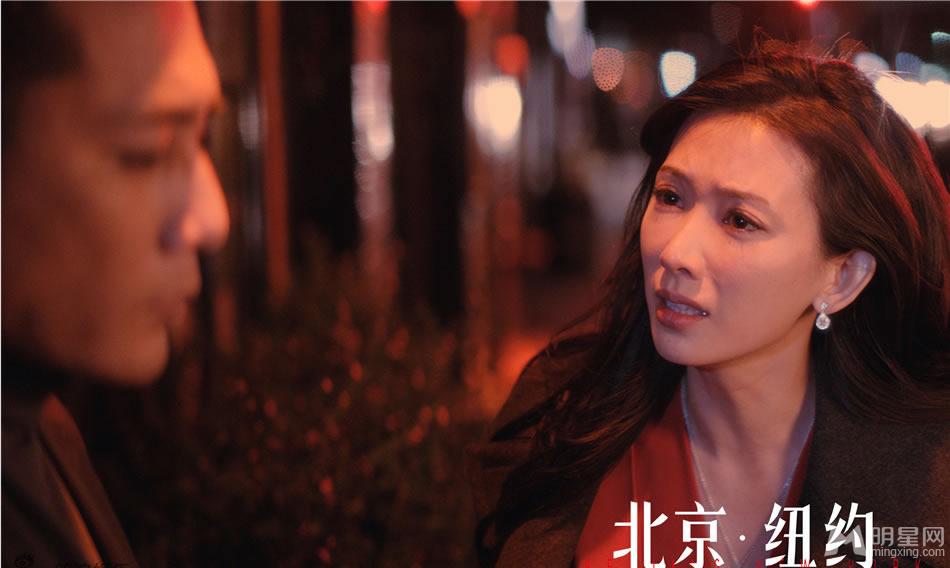 北京纽约迷情版海报林志玲江疏影面带忧郁_图-5