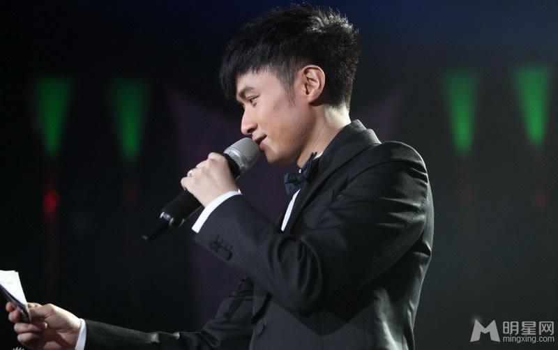 《我是歌手3》郑淳元首秀夺冠李健轻吟入人心_图-10