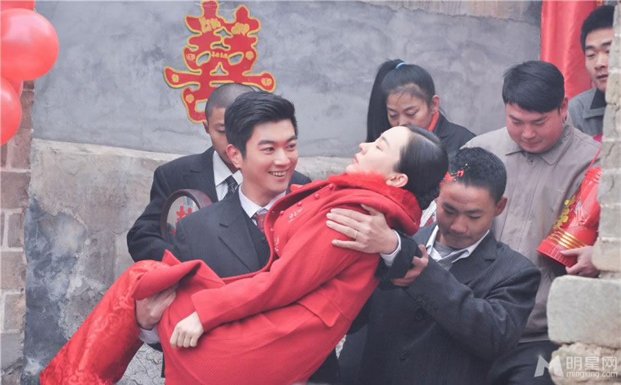 《草帽警察》霍思燕大婚剧照虐心乡村爱情_图-5