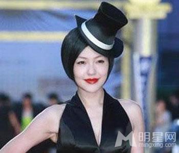 综艺天后小S发型盘点风情俏佳人_图-11