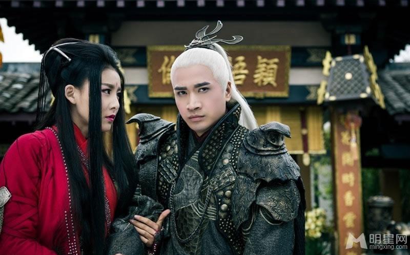 《少年四大名捕》何晟铭疯癫剧照一夜白头_图-5