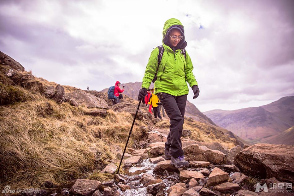 《花儿与少年2》成员登山遭遇危机冲突显现_图-15