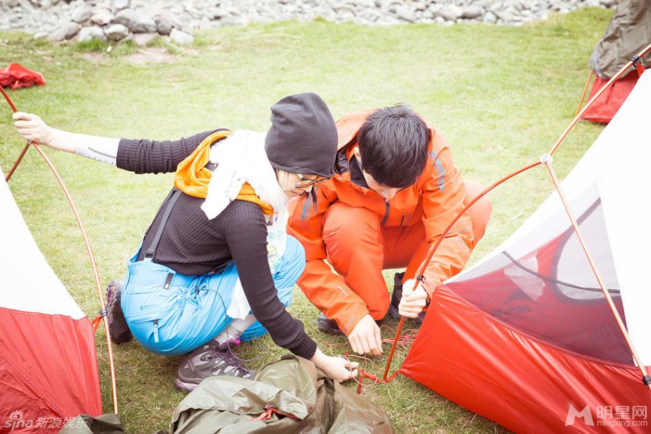 《花儿与少年2》成员登山遭遇危机冲突显现_图-16