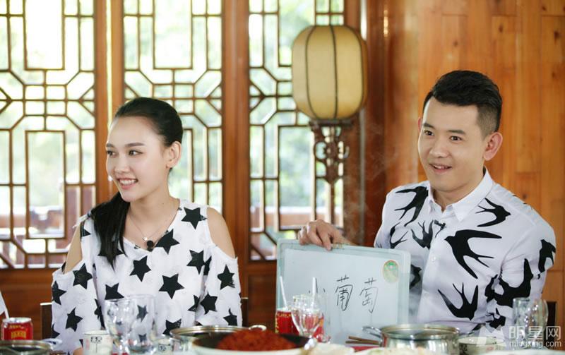 《明星美食地图》孙骁骁李响“情侣装”带你游重庆美食_图-14