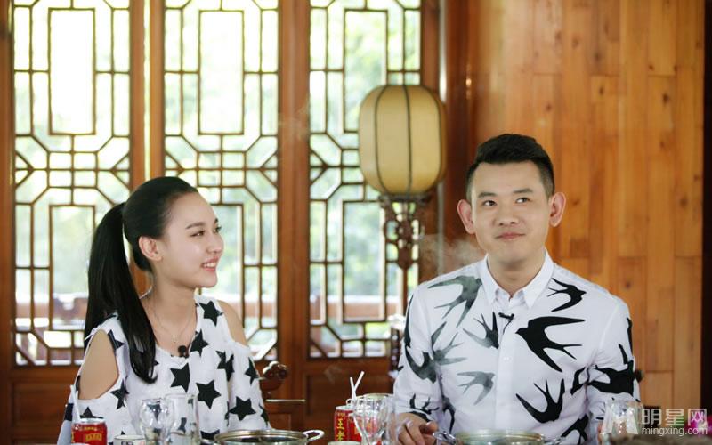 《明星美食地图》孙骁骁李响“情侣装”带你游重庆美食_图-13