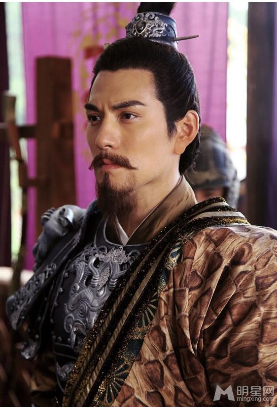 严屹宽《武神赵子龙》扮刘备英勇神武势不可挡_图-1