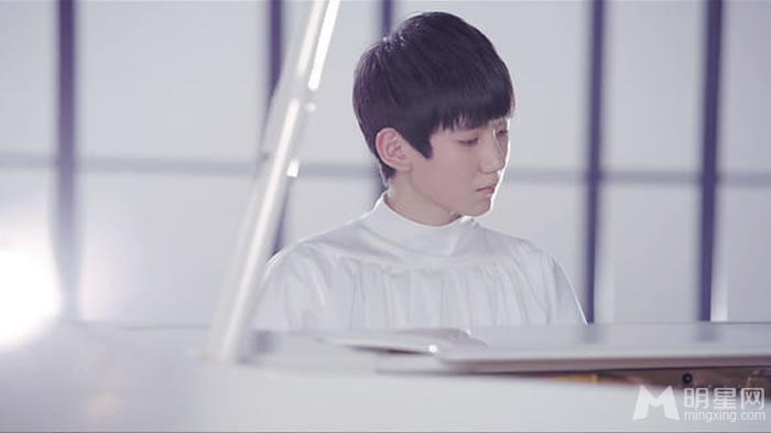 TFBOYS王源《Young》个人图集_图-23