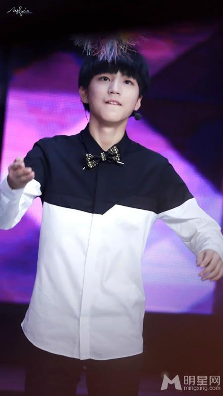 TFBOYS王俊凯《快乐大本营》现场_图-2