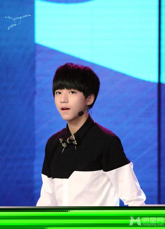 TFBOYS王俊凯《快乐大本营》现场_图-9