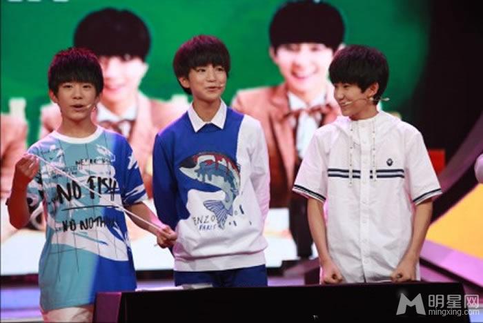TFBOYS《年代秀》现场照片_图-1