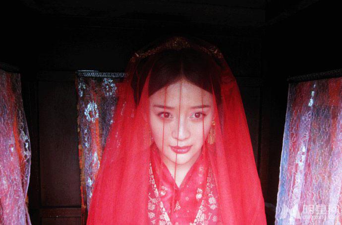 《怪侠一枝梅》袁姗姗造型美艳_图-3
