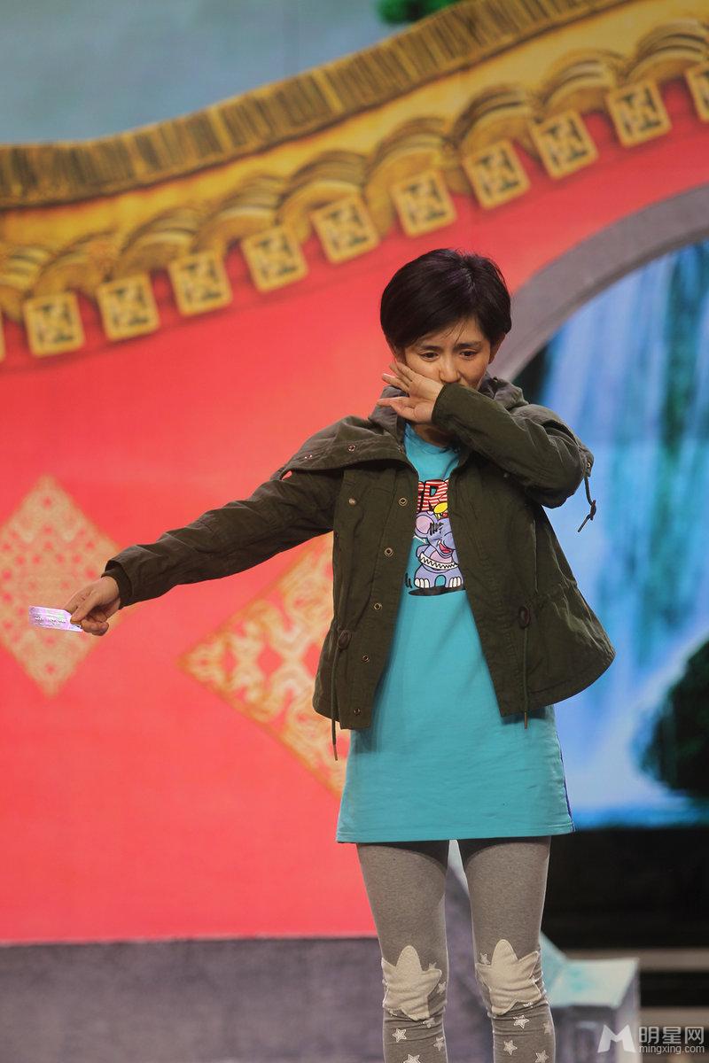 谢娜搭档陈赫彩排元宵喜乐会上演妻管严_图-4