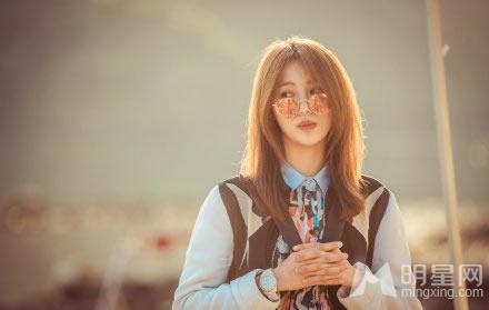 郑爽《花儿与少年2》高清剧照郑爽井柏然暧昧剧照_图-8