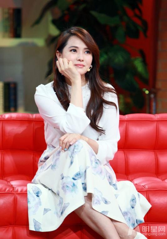 伊能静携新歌《对先生对小姐》做客郭德纲节目_图-5