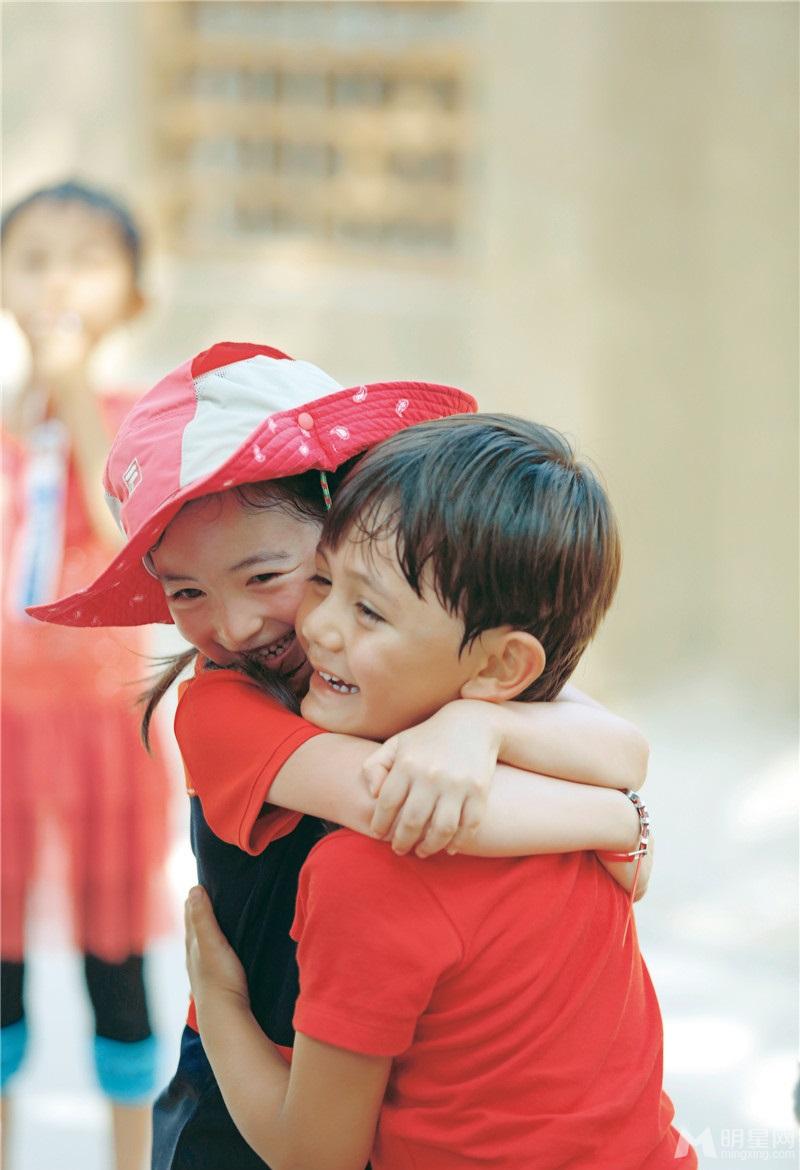 《爸爸3》诺一夏天摘葡萄两小无猜_图-7