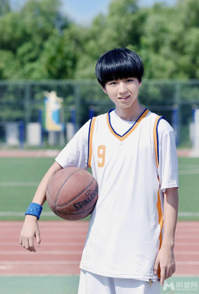 TFBOYS《剩下的盛夏》MV剧照曝光_图-2