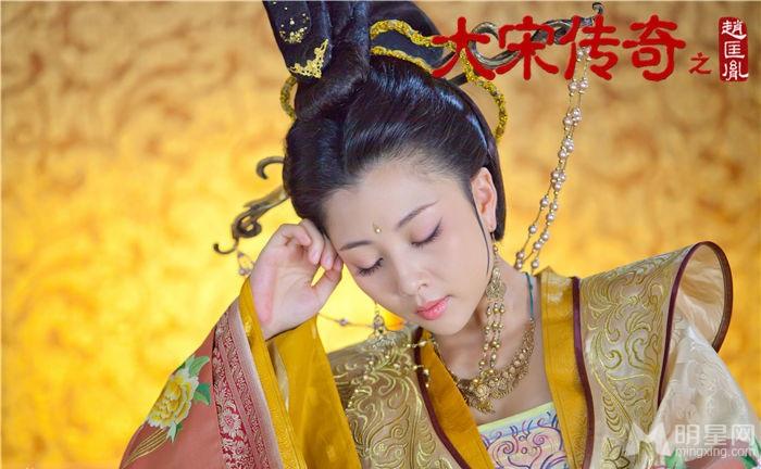 《大宋传奇之赵匡胤》殷桃华花蕊夫人服照_图-13