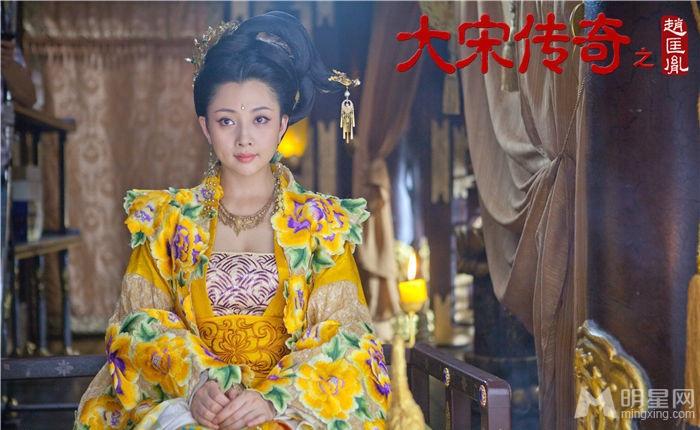 《大宋传奇之赵匡胤》殷桃华花蕊夫人服照_图-16