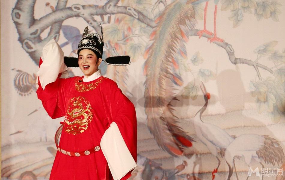 《偶像来了》林青霞谢娜扮女驸马斗艳_图-2