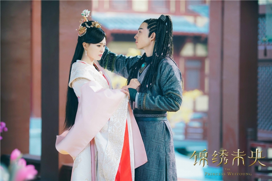《锦绣未央》新一波剧照谱写虐恋情深_图-4