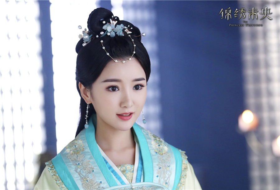 毛晓彤《锦绣未央》扮相惊艳_图-3