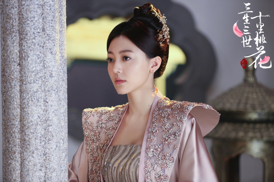《三生三世十里桃花》黄梦莹剧照饰演素锦_图-5