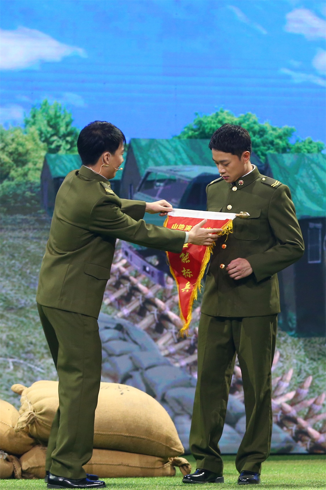 曹骏现身《我就是演员》饰演许三多_图-3