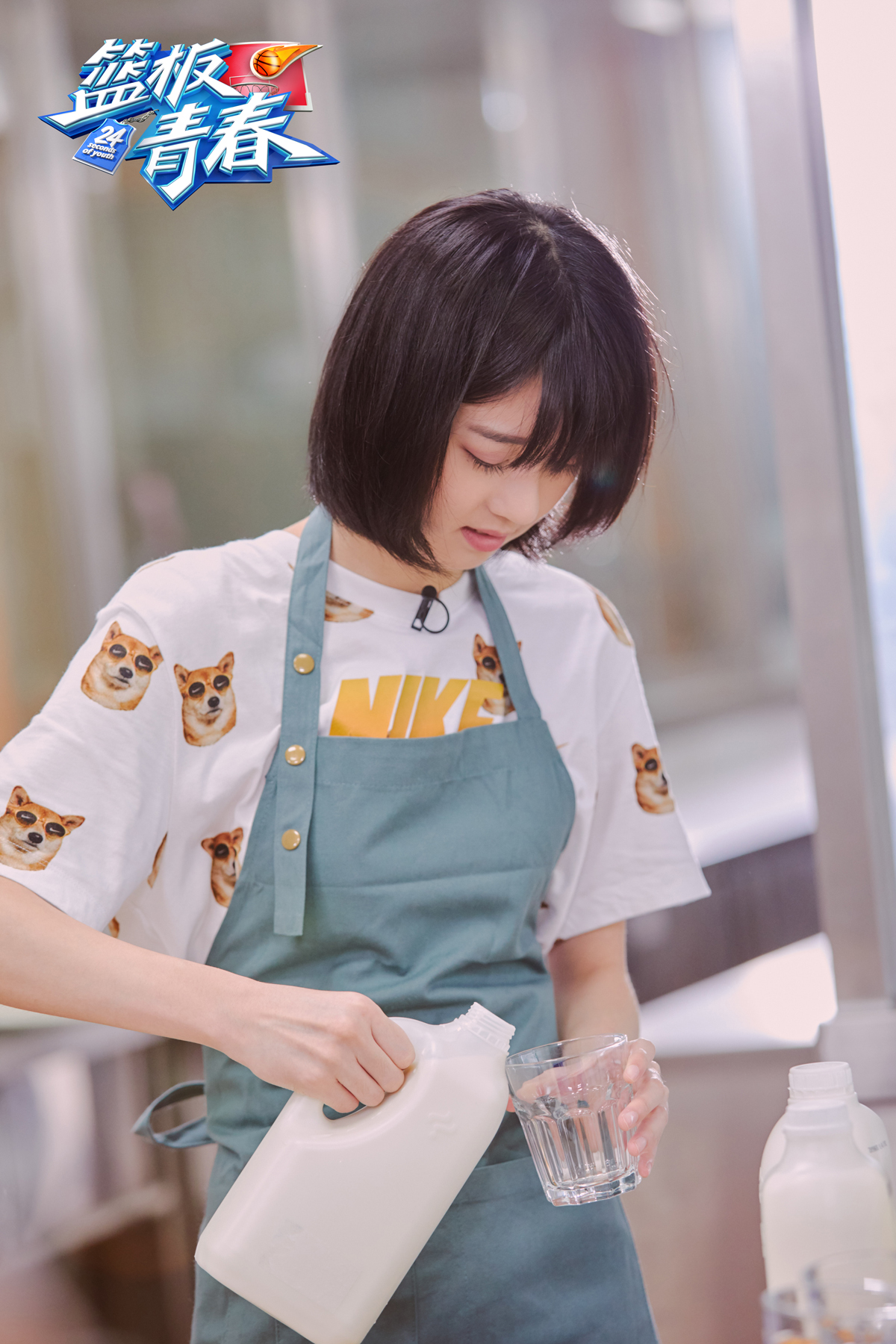 李凯馨《篮板青春》花絮为少年制作爱心早餐_图-3