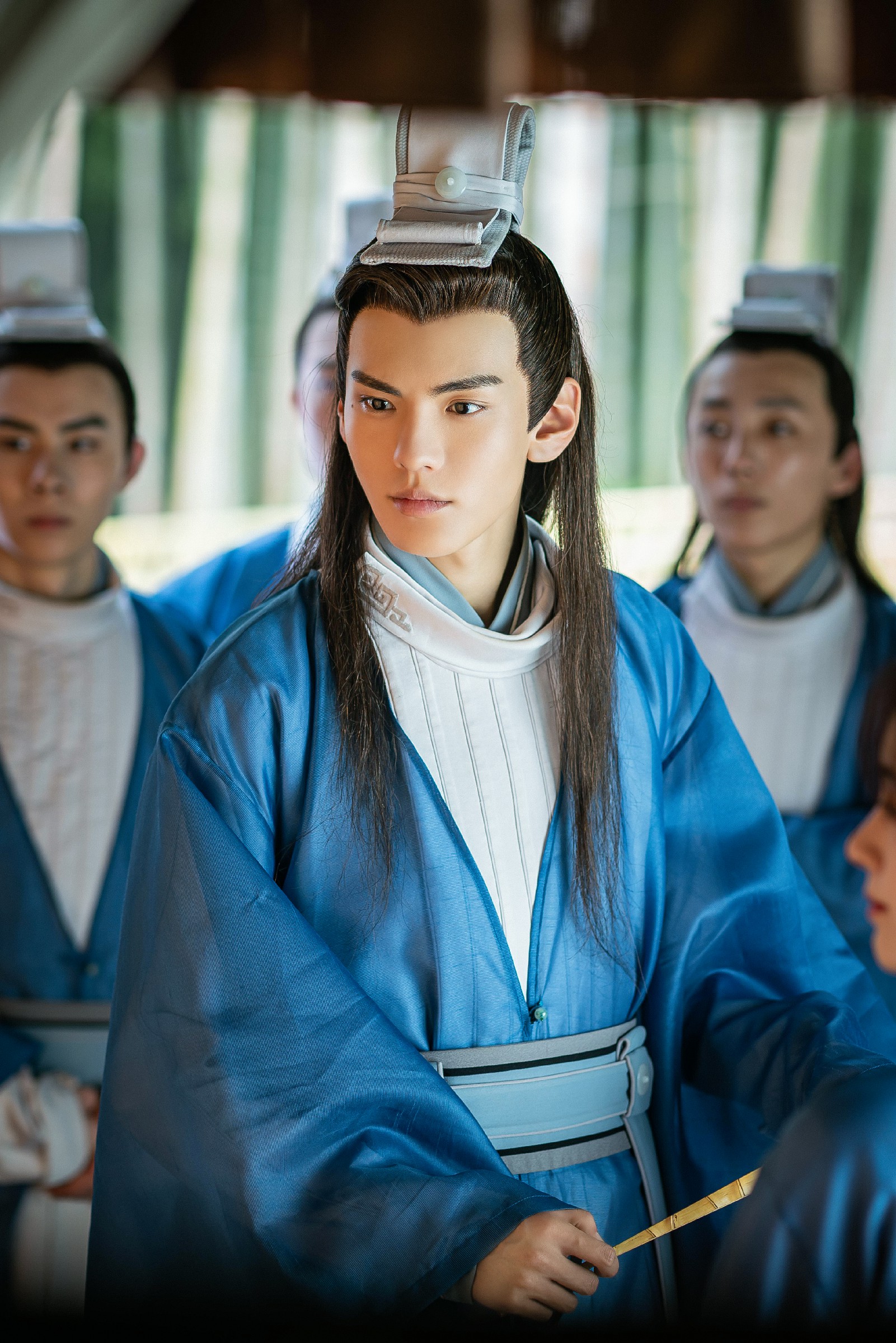 毕雯珺《漂亮书生》剧照古装造型帅气逼人_图-1