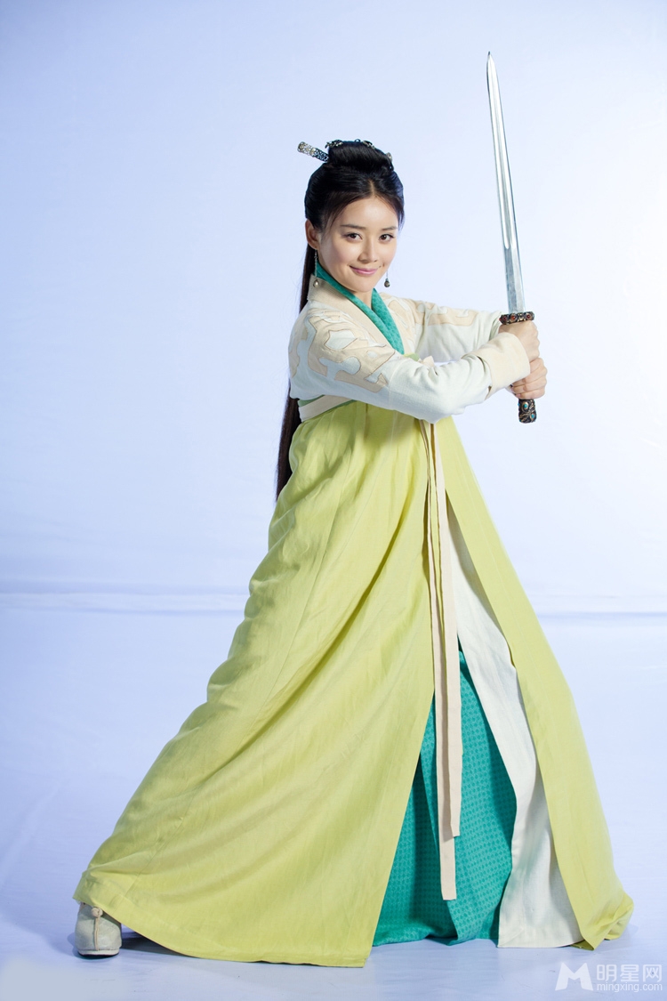 袁姗姗笑傲江湖饰演魔教圣女任盈盈_图-6