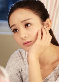 实习生曝人物特辑赵丽颖饰演女一号宋暖