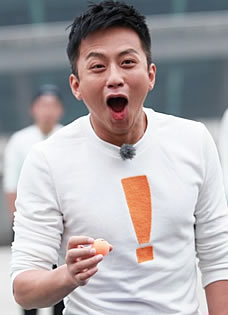跑男最新剧照陈赫再遭虐待