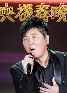 央视春晚孙楠《搭把手》震撼全场
