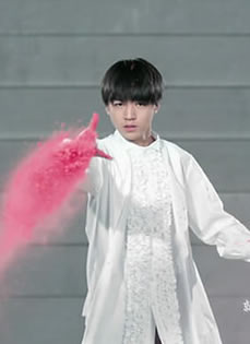 TFBOYS王俊凯《Young》个人图集
